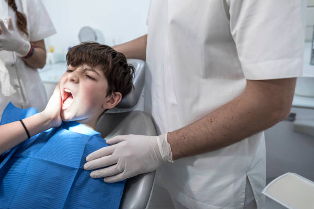 Best Emergency Tooth Extraction  in Palisade, CO